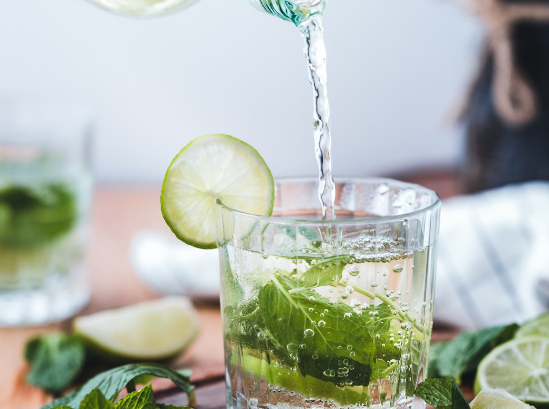 Fresh mojito with hookah lounge mood